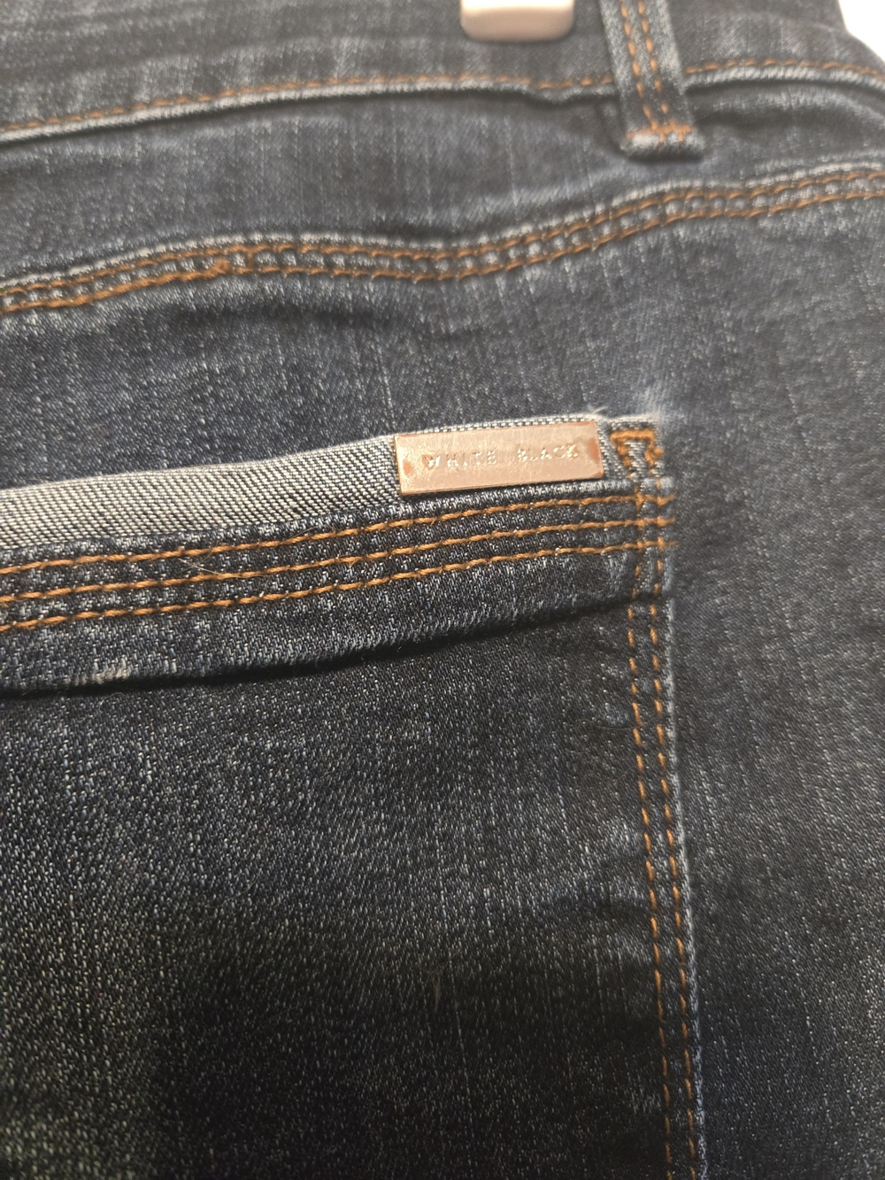 White House Black Market Dark Blue Denim Cuffed Shorts - Picture 6 of 6